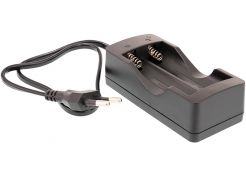 Battery charger for 2x 18650 3.7V batteries