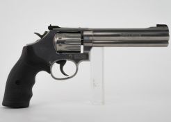 Occasion Smith & Wesson 617-6